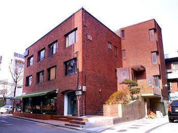 Hotel Local Stitch 2*