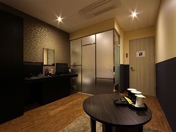Local Stitch Hotel